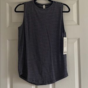 Lululemon muscle tank